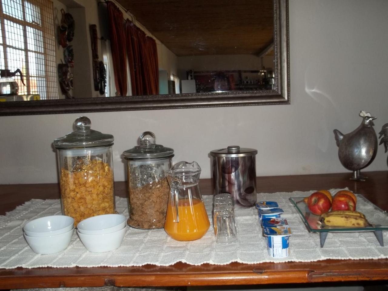 The Whitehouse Inn Sutherland Esterno foto